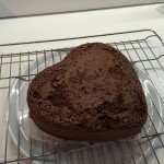 Dolce cucinare - torta cuore cioccolato con glassa (16)