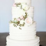 Wedding cake decorate con fiori (1)
